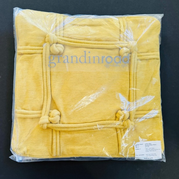 NEW NIP Grandin Road Knotted Throw Pillow Yellow 100% Cotton Cover & Insert 1of2 - Picture 2 of 5